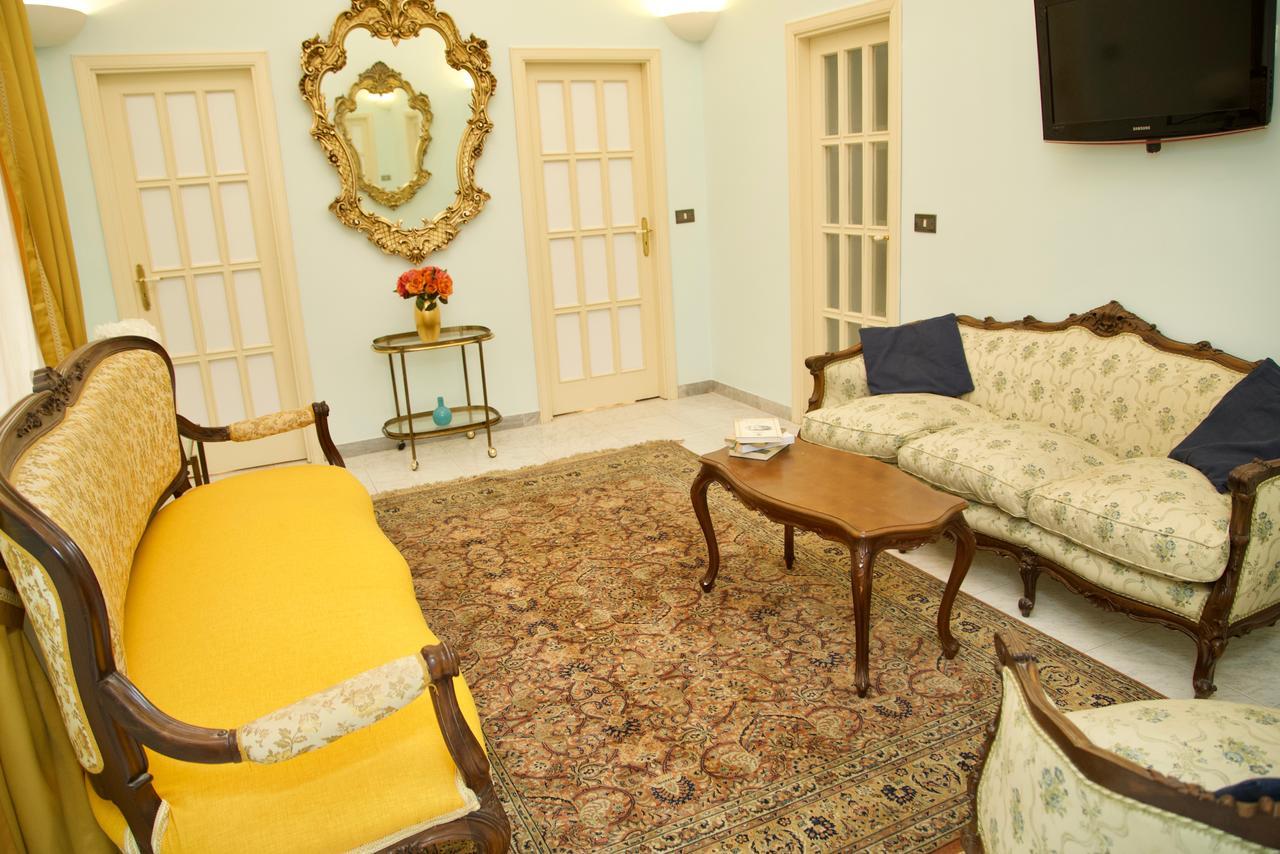 Bed & Breakfast La Terrazza Di Dante Naples
